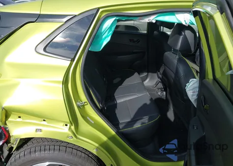 2019 Hyundai Kona Limited z USA, uszkodzony, nr VIN KM8K33A57KU221548